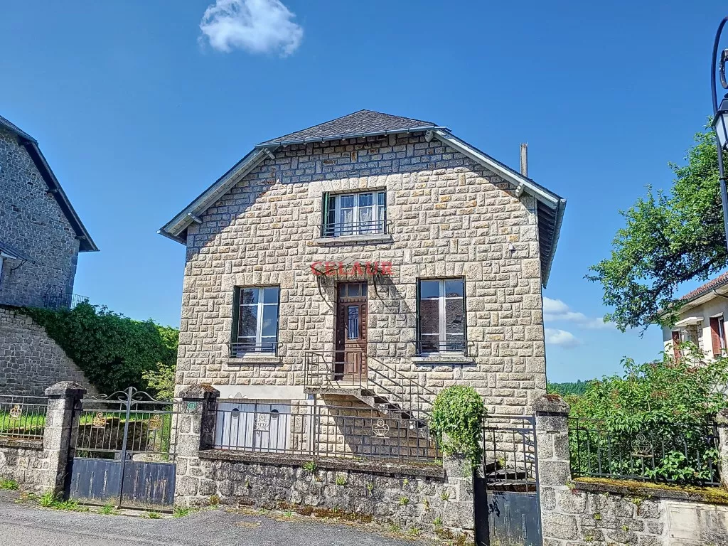MAISON DE BOURG AVEC JARDIN