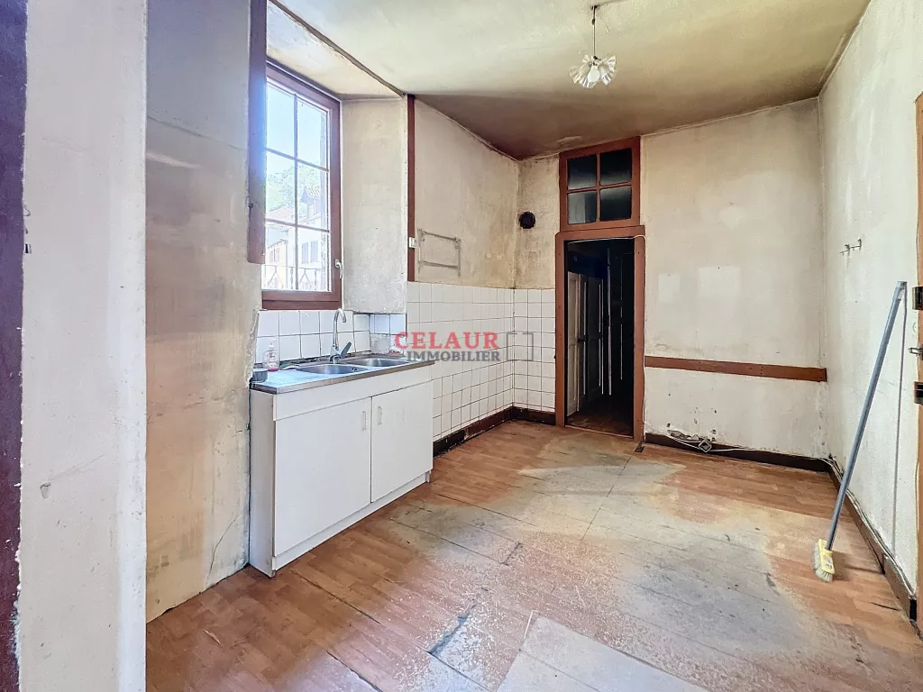 IMMEUBLE DE RAPPORT A RENOVER