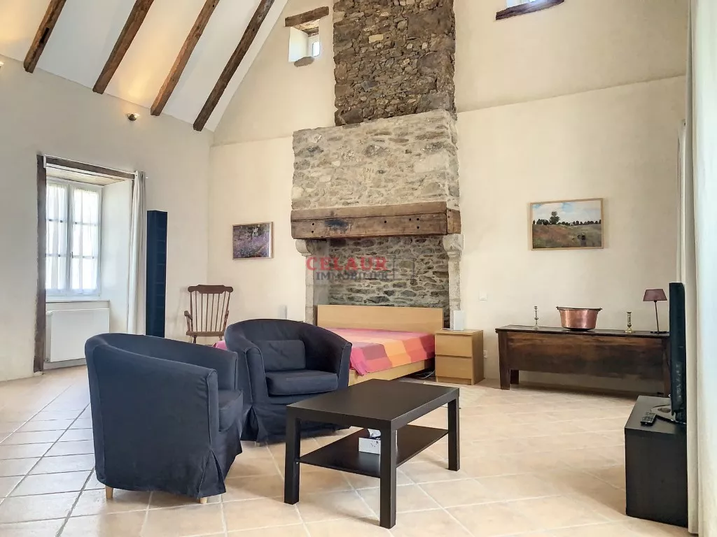 Propri&eacute;t&eacute; de caract&egrave;re