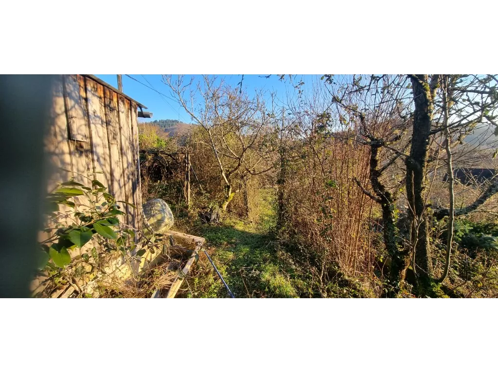 Terrain &agrave; b&acirc;tir sur des hauteurs