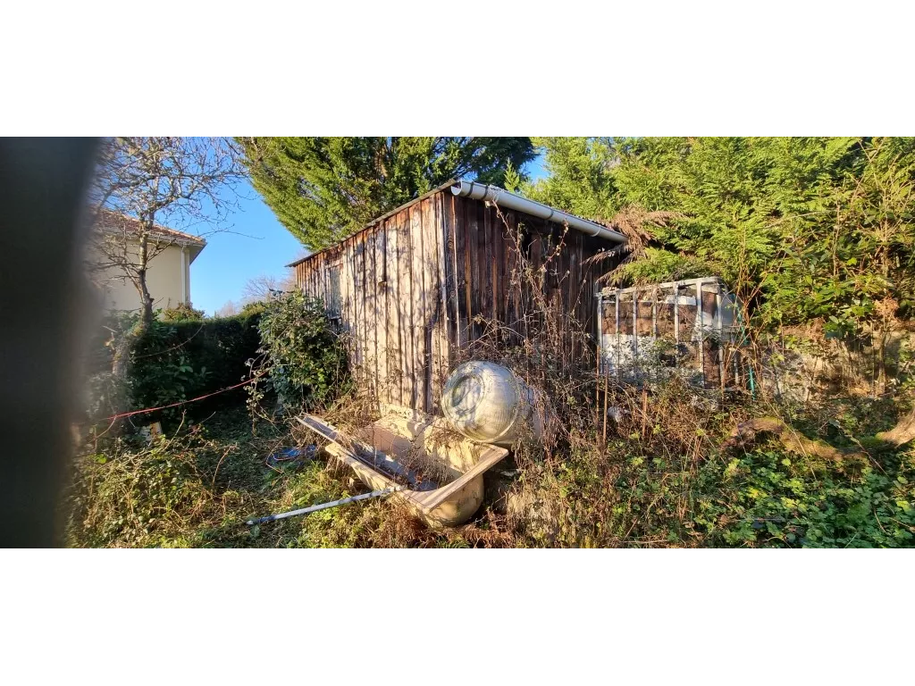 Terrain &agrave; b&acirc;tir sur des hauteurs
