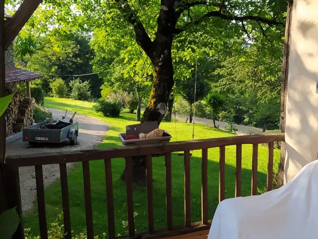 CORPS DE FERME ANCIEN