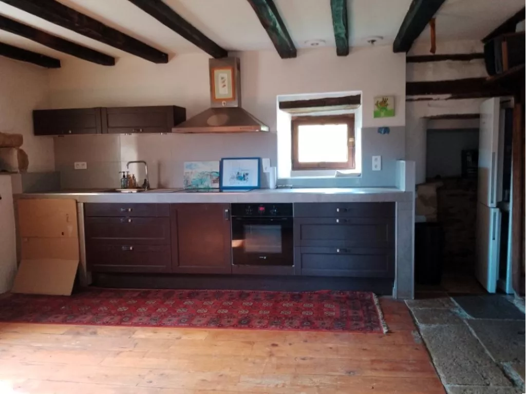 CORPS DE FERME ANCIEN