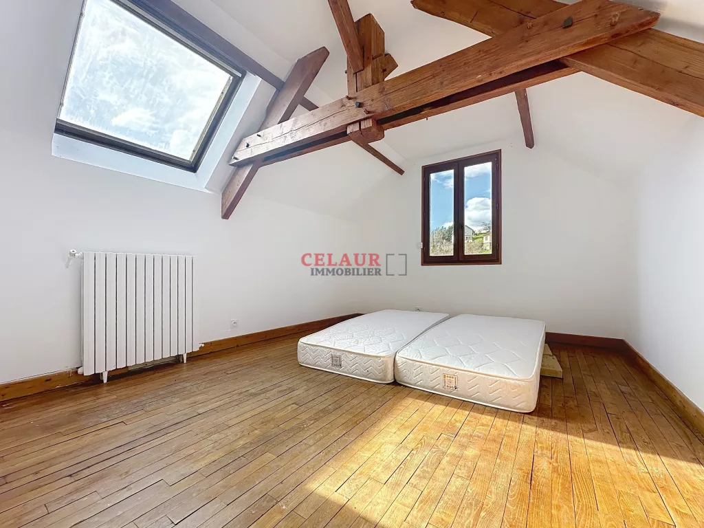 MAISON FAMILIALE SUR LES HAUTEURS DE TULLE