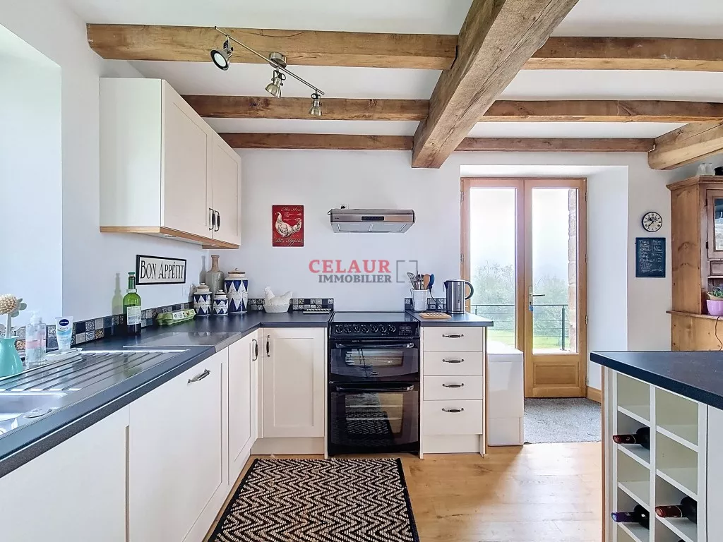 maison de caract&egrave;re avec vue imprenable sur la vall&eacute;e de la Dordogne