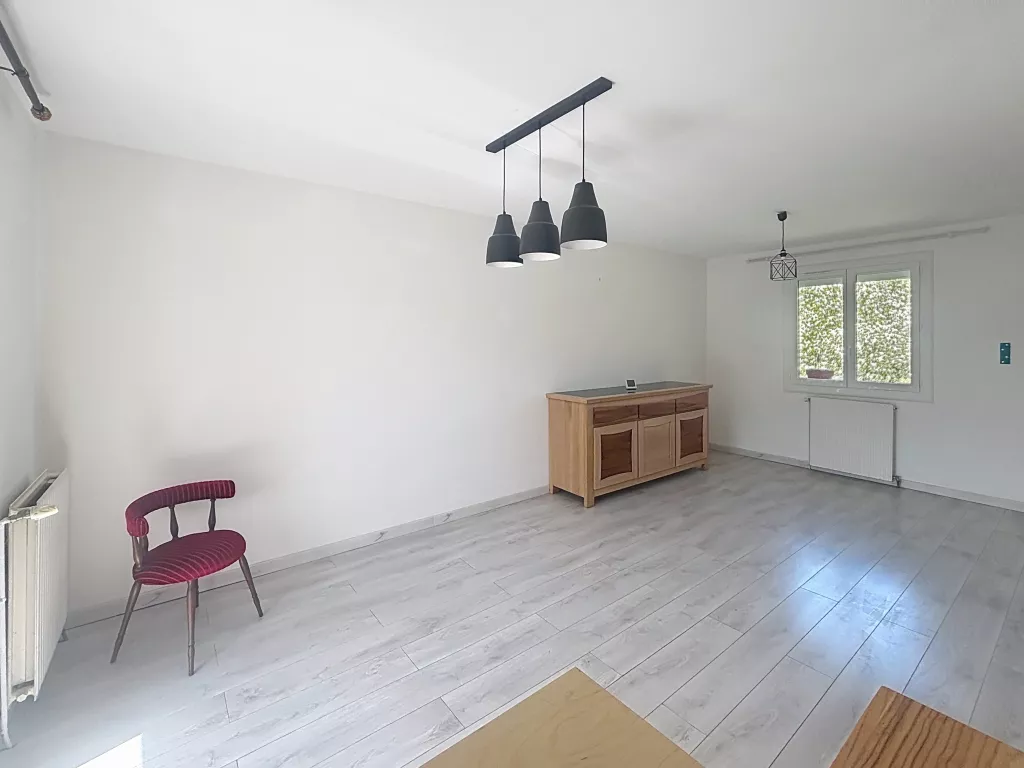 Maison de plain-pied &agrave; Meyssac