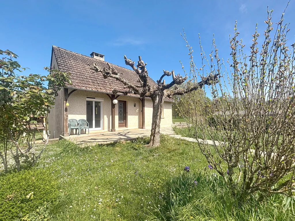 Maison de plain-pied &agrave; Meyssac