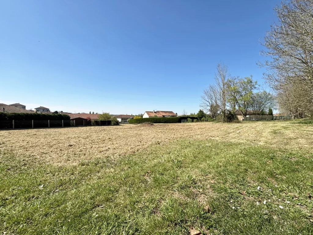 Terrain &agrave; b&acirc;tir