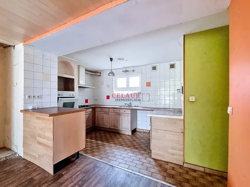 Ensemble immobilier en pierres