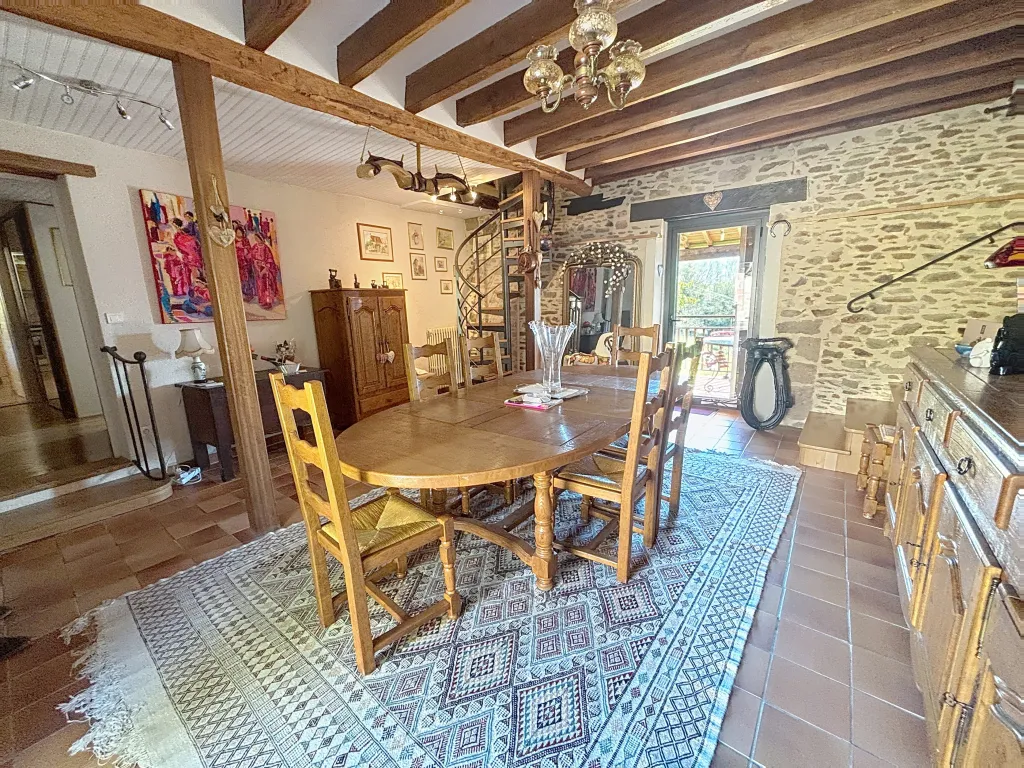 Tr&egrave;s belle long&egrave;re