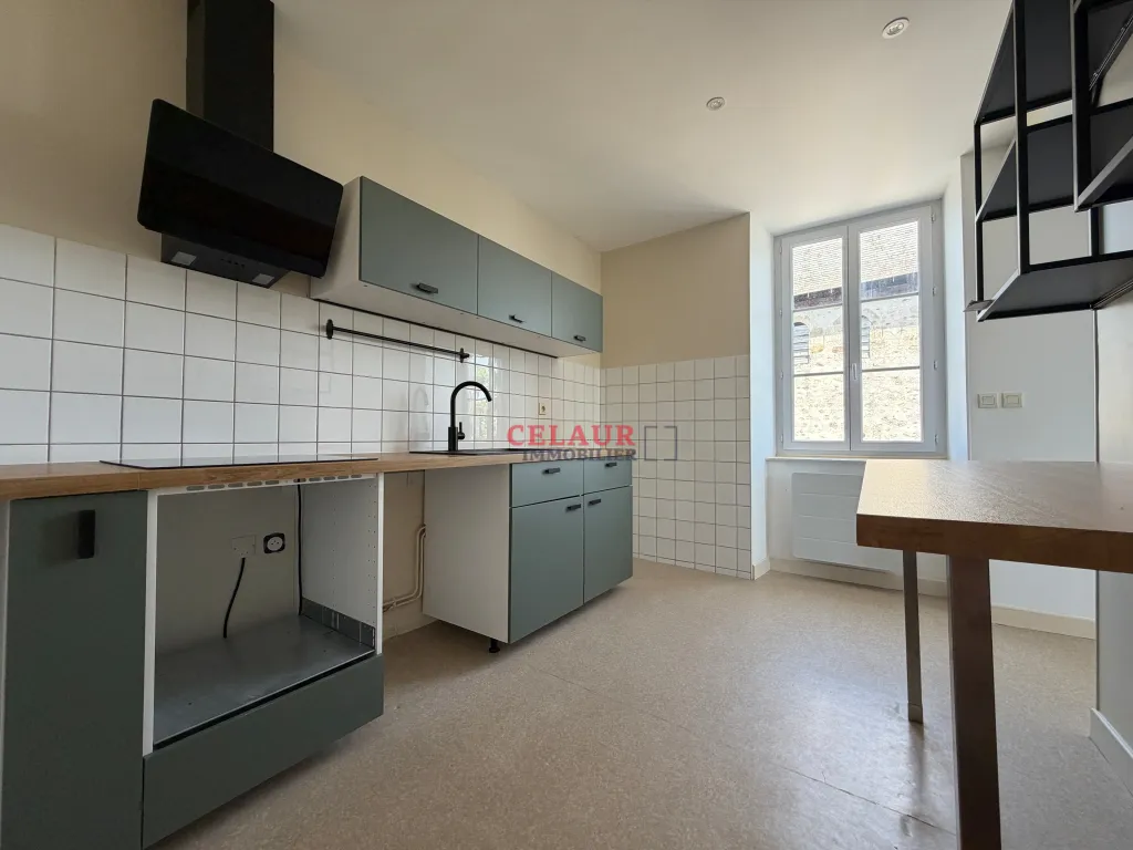 A LOUER Appartement T5 avec jardin