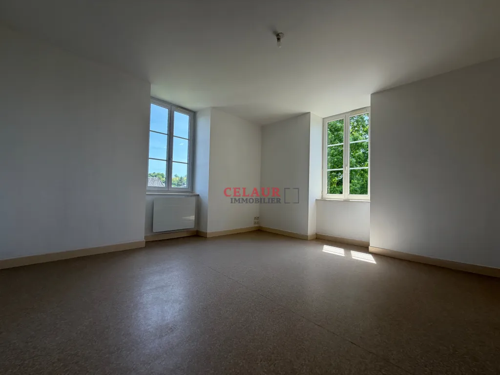 A LOUER Appartement T5 avec jardin