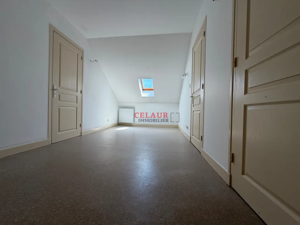 A LOUER Appartement T5 avec jardin