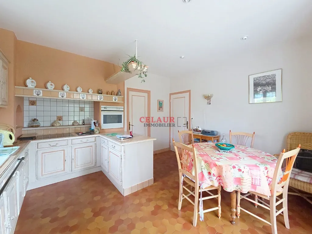 SPACIEUSE MAISON FAMILIALE