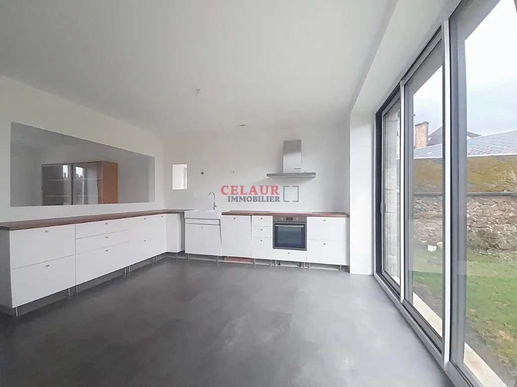 MAISON AVEC D&Eacute;PENDANCE