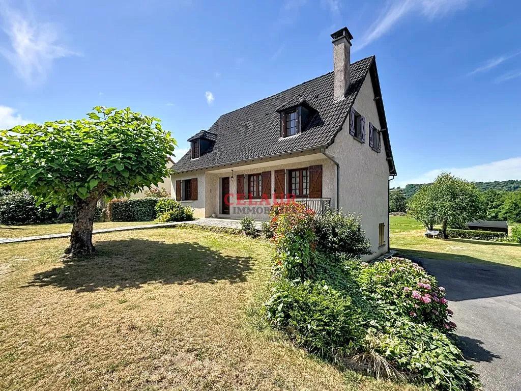 MAISON SUR SOUS-SOL SUR 1500 M&sup2; DE JARDIN A 5 MN DES COMMERCES